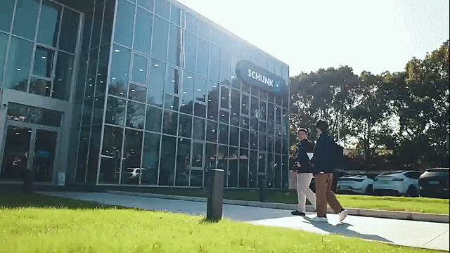 640 (4).gif